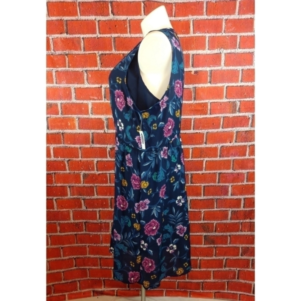 Old Navy Sleeveless Floral dress - Picture 3 of 13